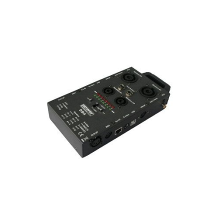 Interface de áudio preta com várias entradas e LEDs