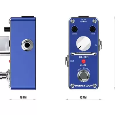 Pedal de guitarra elétrico azul Monkey Loop modelo BLUES ML-BL1 com botões e tomadas