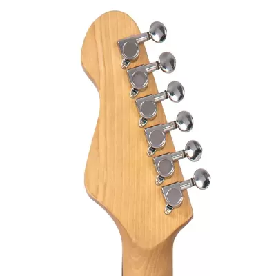 Cabeça de guitarra elétrica em madeira clara com seis cravelhas metálicas cromadas