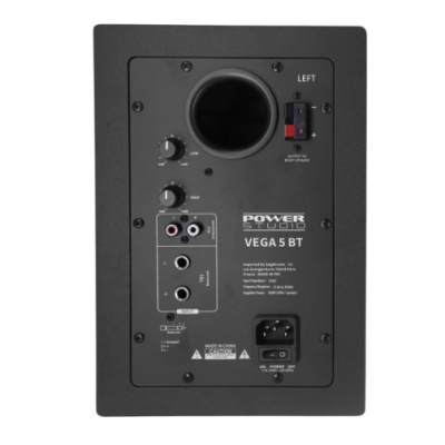 Painel traseiro preto de coluna de som POWER STUDIO VEGA 5 BT com conectores e controles.