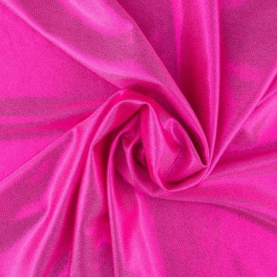 tecido rosa fúcsia enrolado em redemoinho