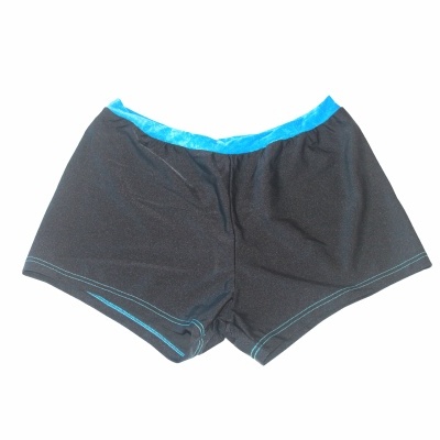 Calções curtos masculinos pretos com cintura azul clara