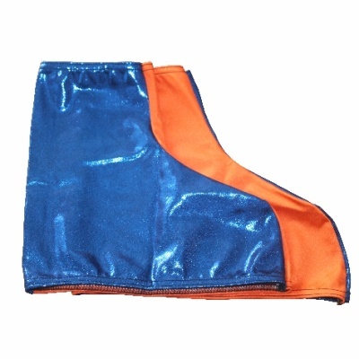 Capas de pés azul e laranja em tecido brilhante