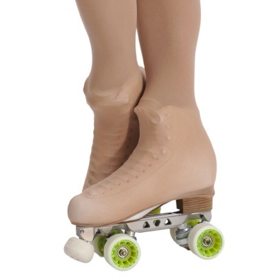 Patins de rodas cor de pele usados com collants cor de pele