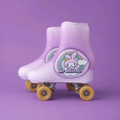 Patins rosa lilás com My Melody e rodas amarelas