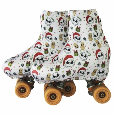 Patins de rodas com capa protetora branca estampada natalícia