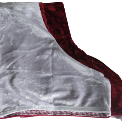 Manta de veludo vermelho escuro e branco