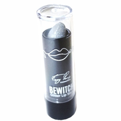 Batom em stick preto com tampa transparente e texto branco