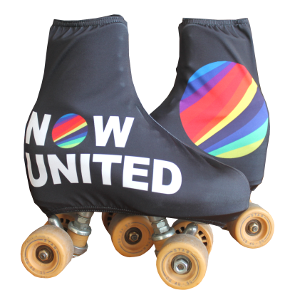 Par de patins com capa preta e detalhes coloridos SAY UNITED