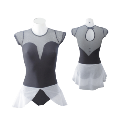 Collant preto com tule cinzento e saia branca para dança