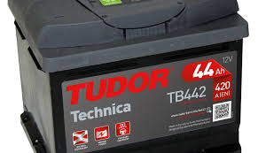 Bateria automóvel preta com etiqueta cinza e vermelha TUDOR Technica TB442
