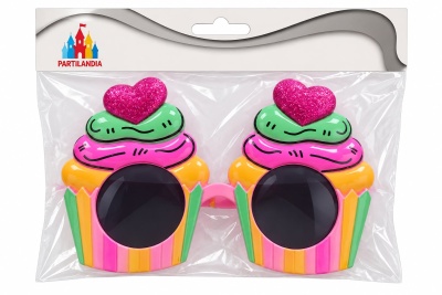 Óculos de sol com armação de cupcake colorido e coração cor-de-rosa brilhante