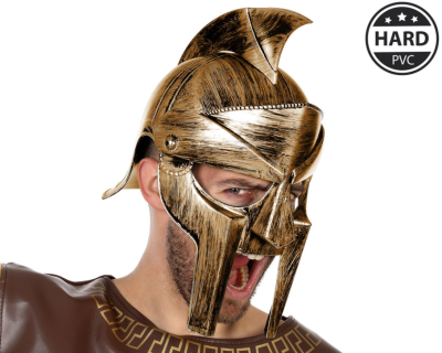 Homem com capacete espartano dourado e túnica castanha com padrão dourado no decote