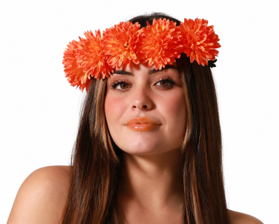 Mulher com coroa de flores laranja no cabelo