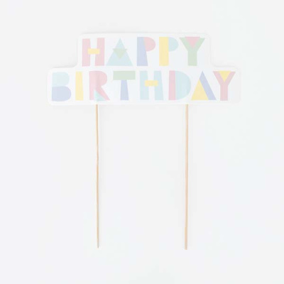 Topo de bolo com texto Happy Birthday em cartão colorido e palitos de madeira
