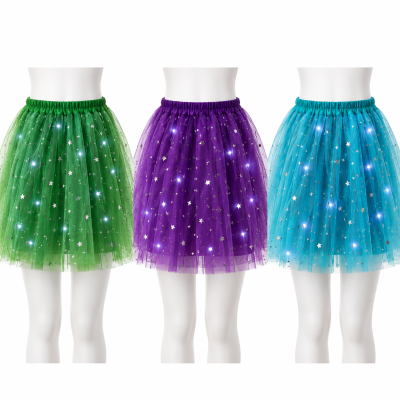 Três saias curtas de tule verde, roxo e azul com estrelas prateadas e luzes LED