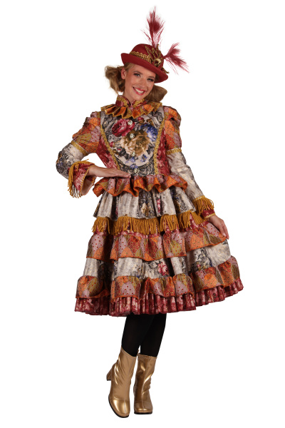 Vestido vintage floral com chapéu vermelho e botas douradas