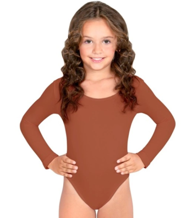 Menina com fato de banho ou collant castanho de manga comprida