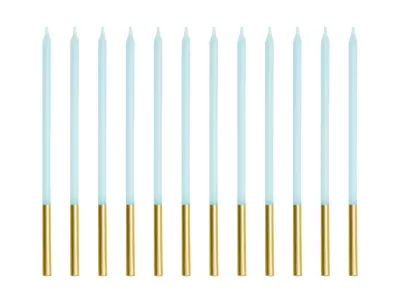 Doze velas azuis claras com base dourada