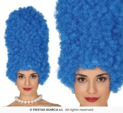 Peruca azul cacheada e alta em modelo feminina com fundo branco