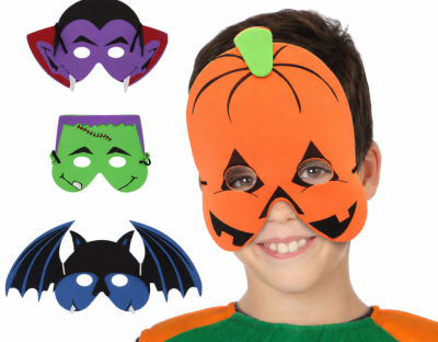 Máscaras de espuma para crianças com temas de Halloween, vários desenhos coloridos.