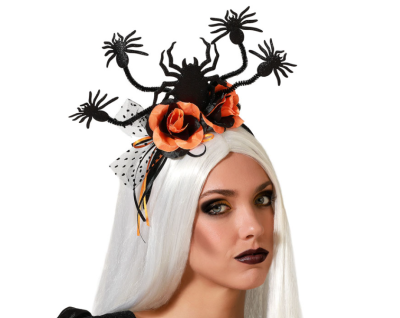 Acessório de cabeça com aranhas e flores para Halloween.