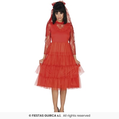 Vestido vermelho de renda e tule com mangas compridas
