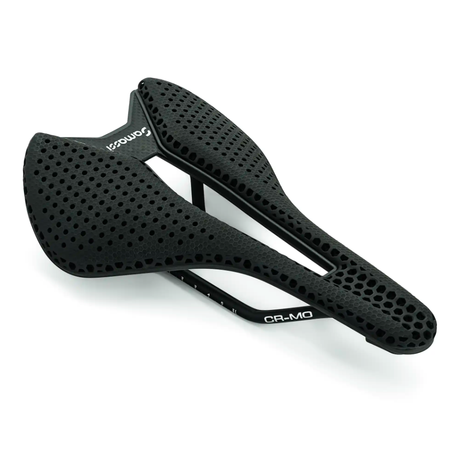 Selim de bicicleta preto perfurado com marca SOMOSI e texto CR-MO