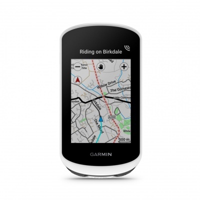 Computador de bicicleta Garmin com ecrã a cores a mostrar mapa e texto Riding on Birkdale