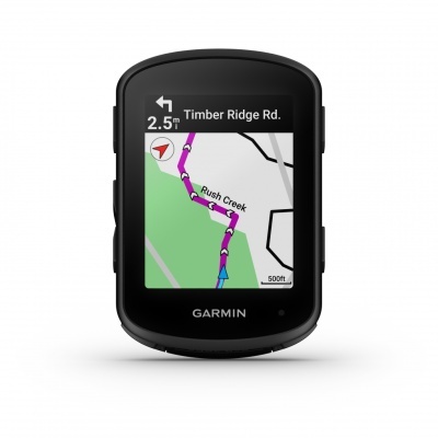 Dispositivo GPS Garmin preto com ecrã a cores a mostrar mapa e rotas