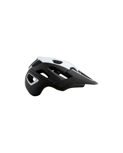 Capacete de ciclismo preto e branco com aberturas para ventilação
