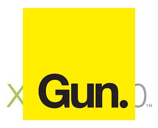 Logótipo com fundo amarelo e a palavra Gun. em preto