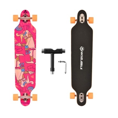 Duas longboards, uma vista por cima preta com texto, outra base rosa com ilustração, chaves para ajuste