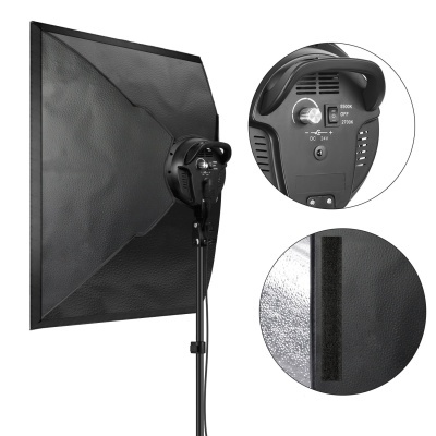 Softbox fotográfico quadrado preto num tripé com controlo e detalhes do tecido