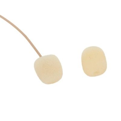 Microfone de lapela bege com espuma protetora oval e cabo fino