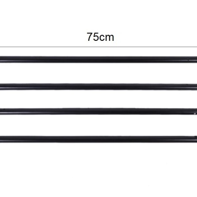Quatro varas pretas com extremidades metálicas e medida de 75cm