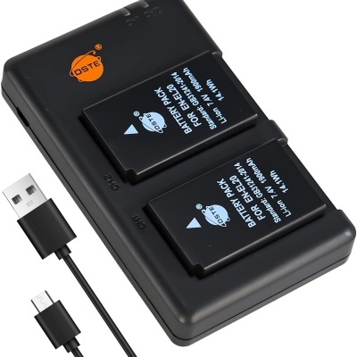 Carregador preto para baterias de câmera com duas baterias recarregáveis e cabo USB