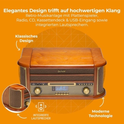 Equipamento de som retro em madeira com botões dourados e ecrã digital azul