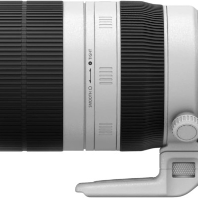 Objetiva Canon Zoom Lens EF 70-200mm branca com detalhes pretos e botões funcionais