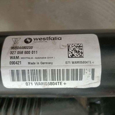 Etiqueta com informações técnicas de peça automóvel preta da Westfalia Automotive