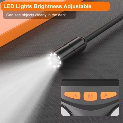 Luz LED ajustável a preto com feixe de luz branca em fundo cinza