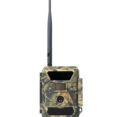 Câmara de vigilância camuflada com antena e lente frontal