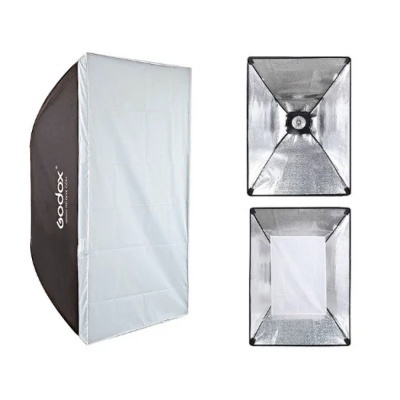 Softbox retangular Godox com difusor branco e interior prateado