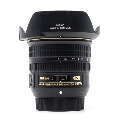 Objetiva Nikon AF-S FISHEYE NIKKOR 8-15mm preta com texto MADE IN THAILAND