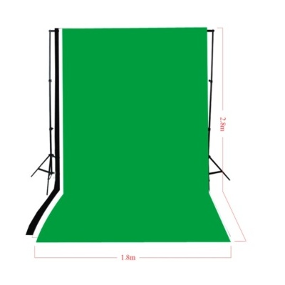 Fundo fotográfico verde com estrutura e tripés