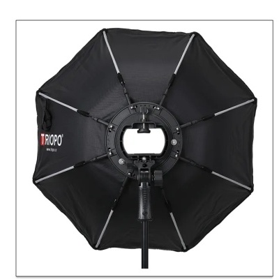 Softbox de iluminação fotográfica preto com estrutura octogonal e suporte central
