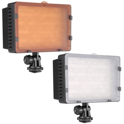 Duas luzes de painel LED retangulares, uma amarela e outra branca, montadas em suportes pretos.