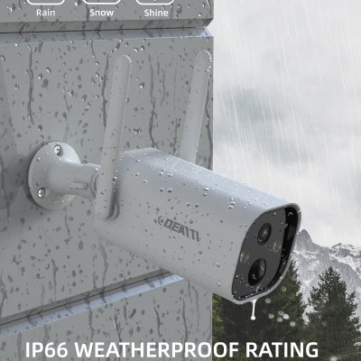 Câmara de segurança exterior cinzenta com antena e gotas de água