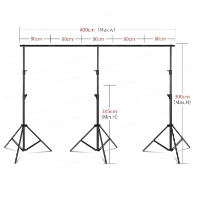 Estrutura para fundo fotográfico metálica ajustável com tripés em preto