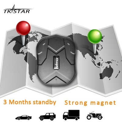 Localizador GPS preto sobre mapa cinzento com pinos de localização vermelhos e verdes e texto promocional.